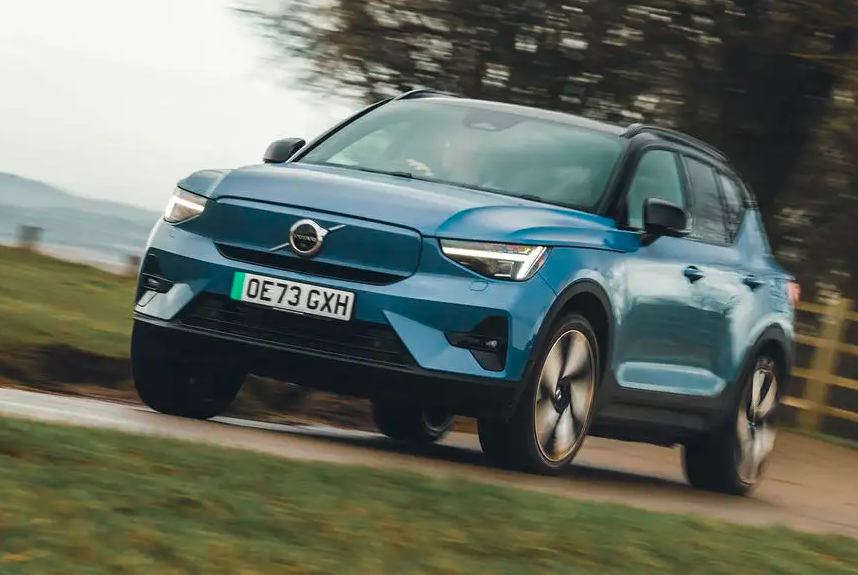 Новый электромобиль 5 дверей/5 мест SUV CROSSOVER Volvo C40 0,5h Время зарядки W 670 км Дальний пробег И 4,7 секунды 0-100 км / ч ускорение