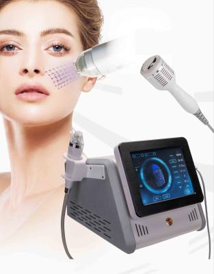 Estiramento fracionário Mark Removal Machine do RF Microneedle