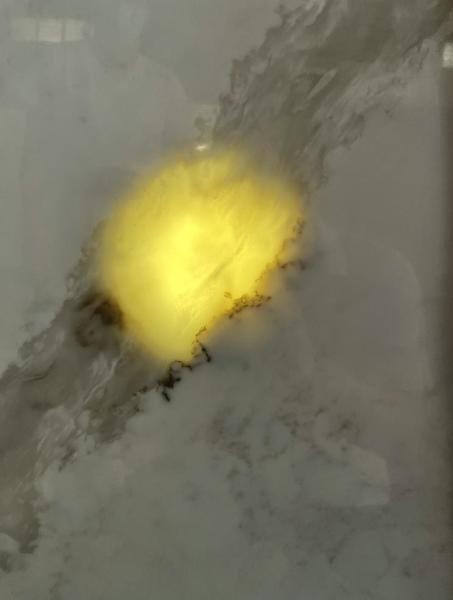 Pedra artificial de quartzo da transmissão de luz 6mm com granito Ridigity alto