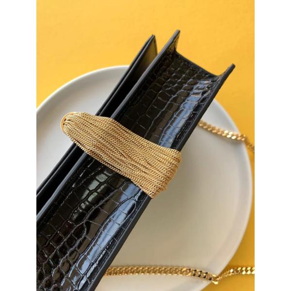 Tassel Kate цепи золота сумки черноты телячьей кожи YVES ST LAURENT небольшой