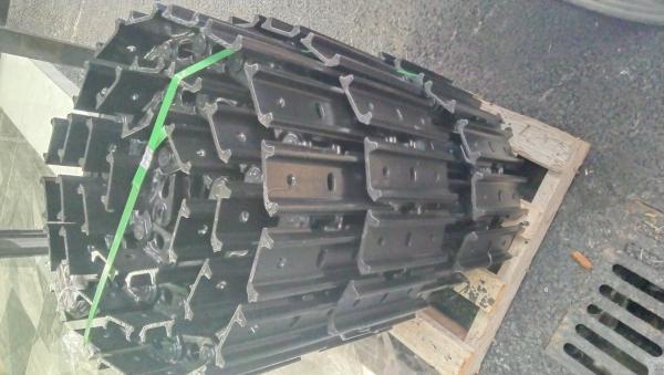 Abrasion Resistant Construction Machine Parts Excavator Track Link Assembly