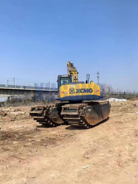 Second Hand XCMG Amphibious Crawler Mounted Hydraulic Excavator 0.6m3 Bucket