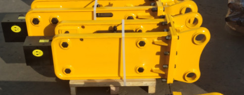 High precision Excavator Hydraulic Breaker Backhoe Breaker Attachment 4Ton68