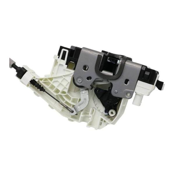 Автозапчасти 2047302835 2047303035 2047302935 Задние дверные блокировщики для Mercedes-Benz CLS220 A200 E320 GLK350 C350