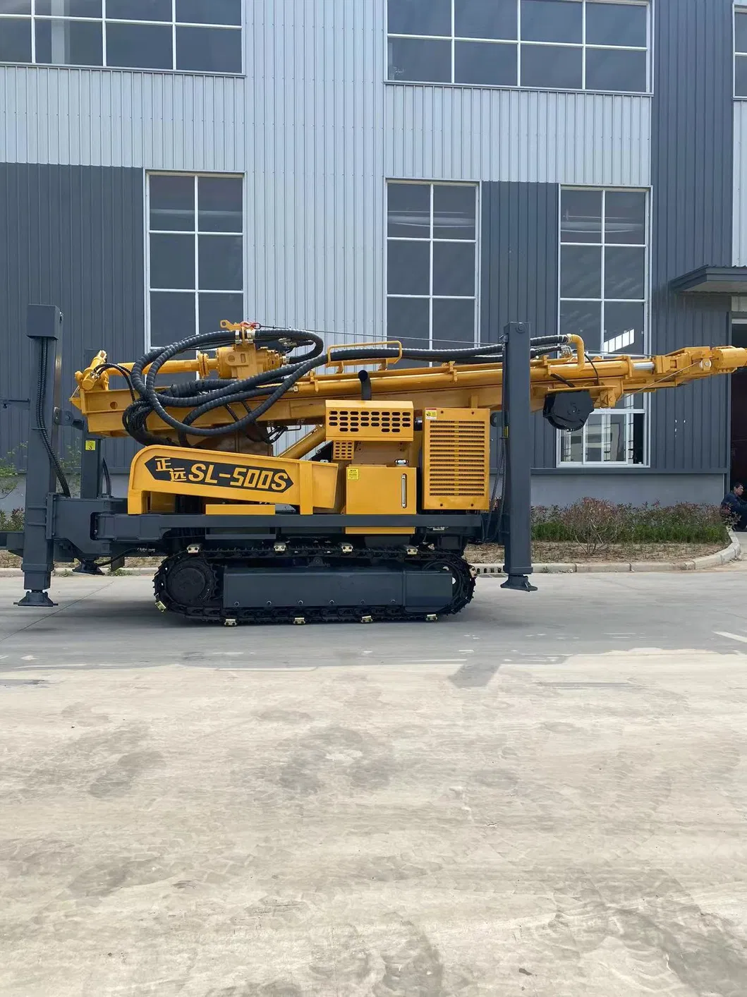 Perforadora de agua montada sobre orugas con profundidad máxima de perforación de 500 m para perforación