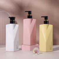 360 ml de PET plastique blanc/jaune/rose Bouteille lisse avec pompe noire Pour bouteille de shampooing et de lotion