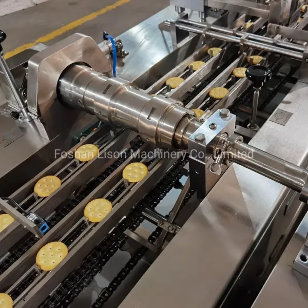 Single Flavor Sandwich Biscuit Machine Two Lane Filled Cookies Machine With Conveyor