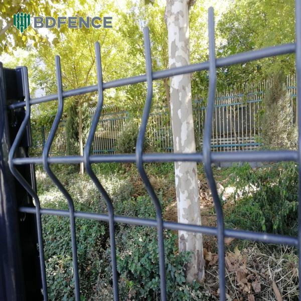 Subway Entrance V Mesh Security Fencing Safety Guide