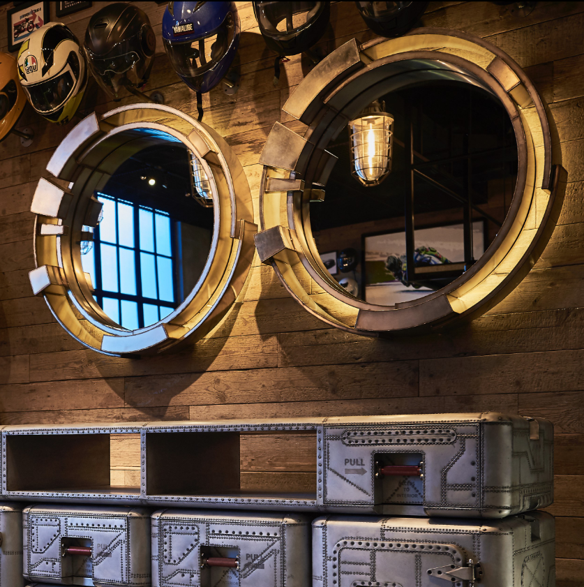 Industrial Design Custom Shade Wall Lamp with 30000 Hours Lifespan for Living Room and Hotel