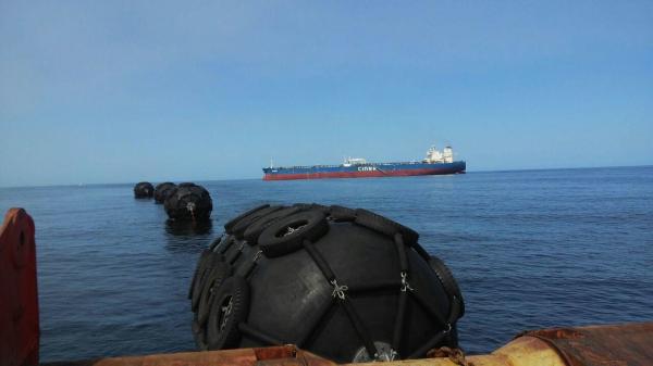 Yokohama pneumático que flutua o para-choque de borracha de Marine Rubber Fender Ship Natural