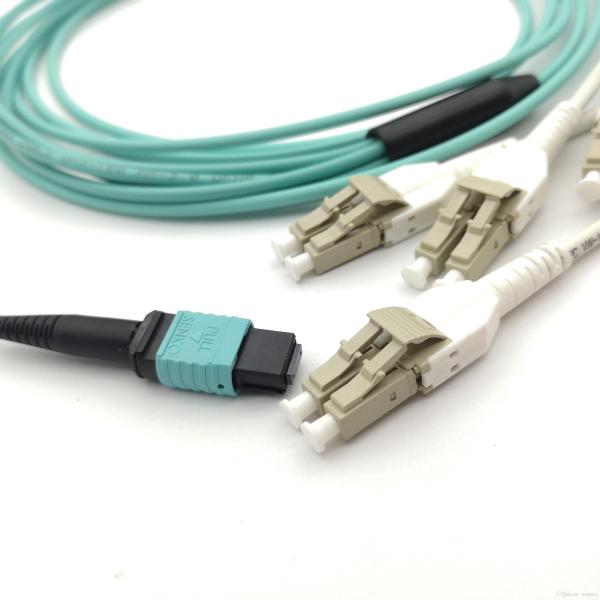 10ft 8 ядров MPO MTP к соединительным кабелям волокна Unitboot LC MM 40GbE Mpo