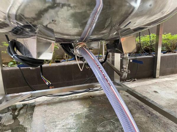 Stainless Steel Tank For Liquid 1000L Weigh Scale Blenders Liquid Soap Mixer