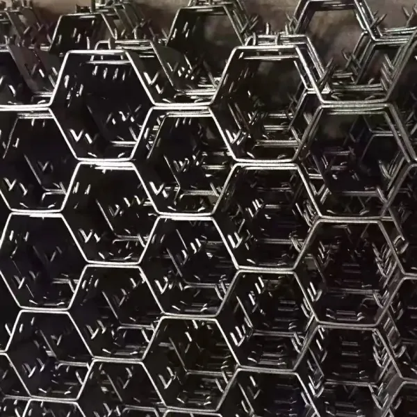 Stainless Steel Hexagonal Wire Mesh Tortoise Shell Net with Grade 304 Twill Weave for Boiler Application