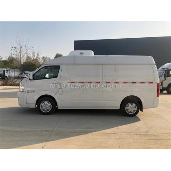 Bread Type Small Truck Refrigerated Transport Fruit 1.5 Ton Freezer Refrigerated Truck