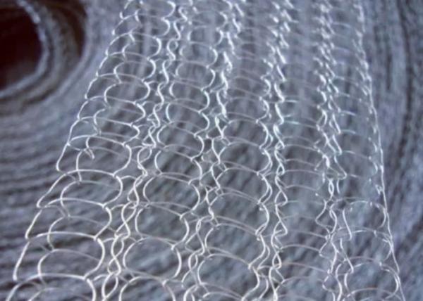 201 Rede de fios de malha de aço inoxidável fabricada como almofadas planas e filtros cilíndricos