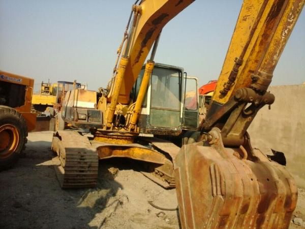 PC200-5 excavator , low price used excavator komatsu 20ton