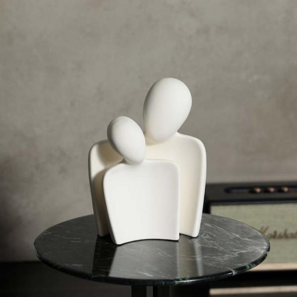 Modern Bamboo-Integrated Porcelain Lovers Statue Abstract Art Figurine for Home Decor