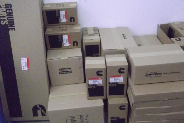 Doosan Excavator Engine Parts Dh330 Cylinder Liner Standard ISO / CE / SGS