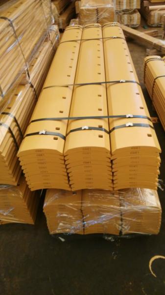 195-70-61930 Dozer Cutting Edges And End Bits /  Spare Parts