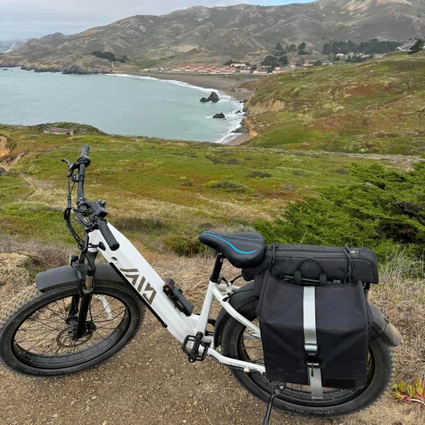 26 Inch Fat Tire City Off-Road Commuter Multi-Purpose E-Bike 48V for Adults Electric Bike Women