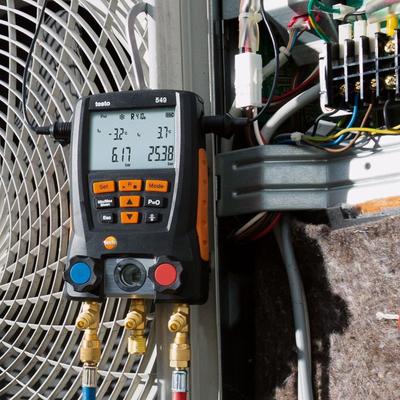 Testo 549 Digital Manifold for HVAC Pressure Measurement