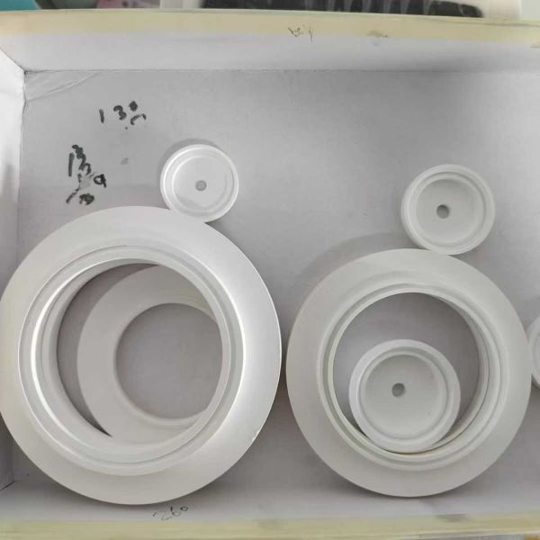 Custom Boron Nitride Ceramic Parts – Easy Machining, High Temp Resistance, Non Wetting for Molten Metal Handling