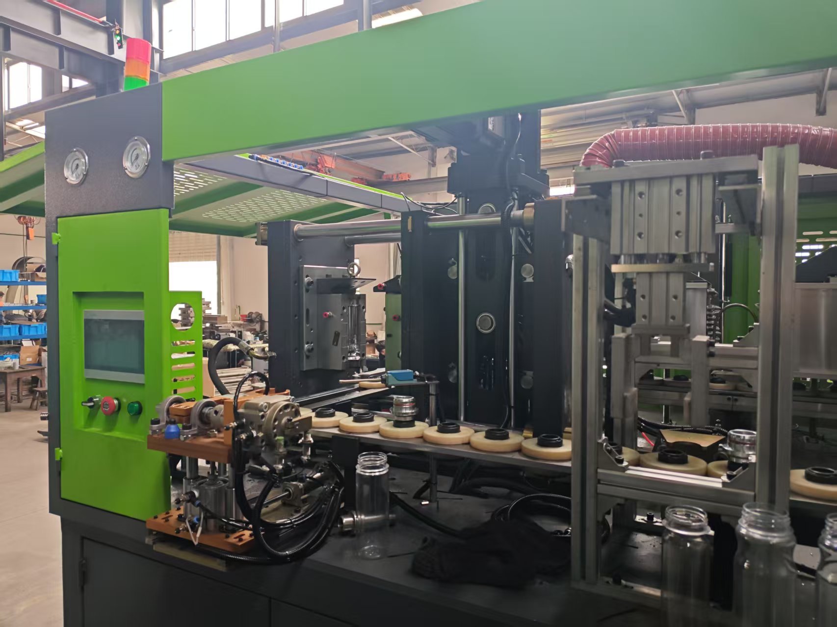 Full automatic Bottle Blow Moulding Machine bottle making machine and Energy Consumption for Industrial Production