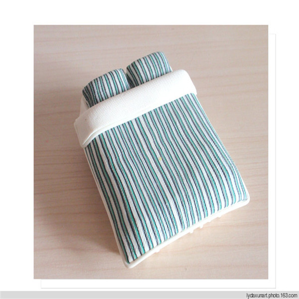 colorful model beds furniture bed, mini ceramic model bed for indoor indoor scene