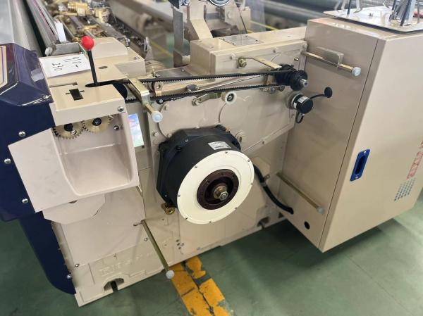 Ar dobro eletrônico Jet Loom Machine do bocal de Jet Weaving Loom 170cm da água