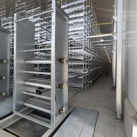 o sistema 3-8tiers da remoção do estrume das aves domésticas das galinhas de 1.25m automatizou
