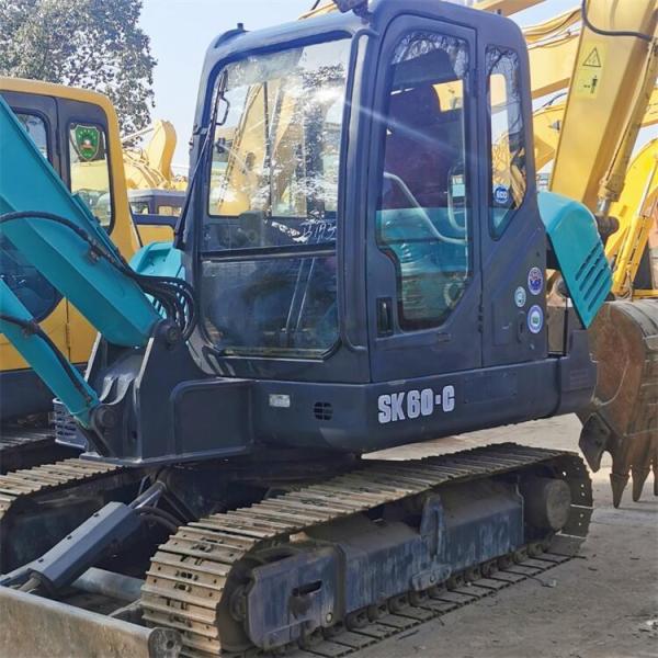 Buena condición Kobelco SK 60 Excavadora Mini con capacidad de 0.24 m3 en Shanghai