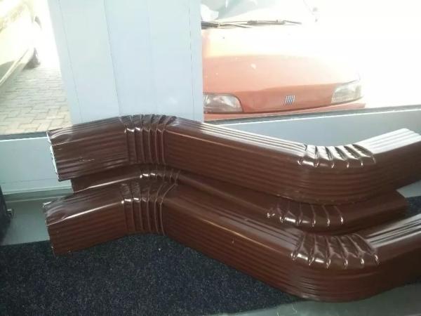 Rolo de aço vitrificado do Downspout que forma a linha de produção galvanizada máquina da tubulação de aço