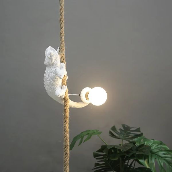 Retro pendant light Resin White color chameleon pendant Lamp Animal chandelier (WH-VP-299)