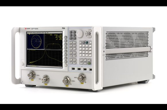 N5222A Portable PNA Microwave Network Analyzer with 10MHz-26.5GHz Frequency Range and 132 DB Dynamic Range