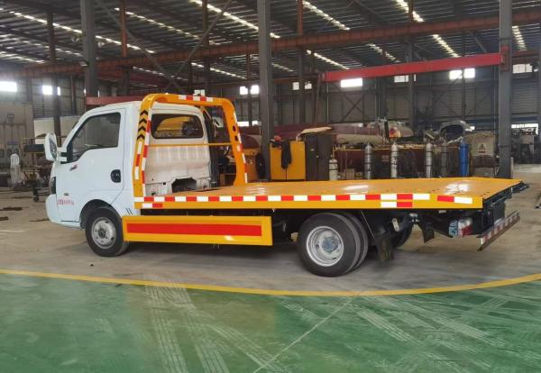 Factory Price DFAC DongFeng 3 Ton Mini Light Duty Tow Truck Wrecker Flat Bed Towing Truck Rollback Tow Truck