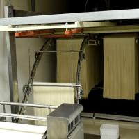 Linha de produção 4-5h dos macarronetes da vara 100KW que seca a usina dos macarronetes
