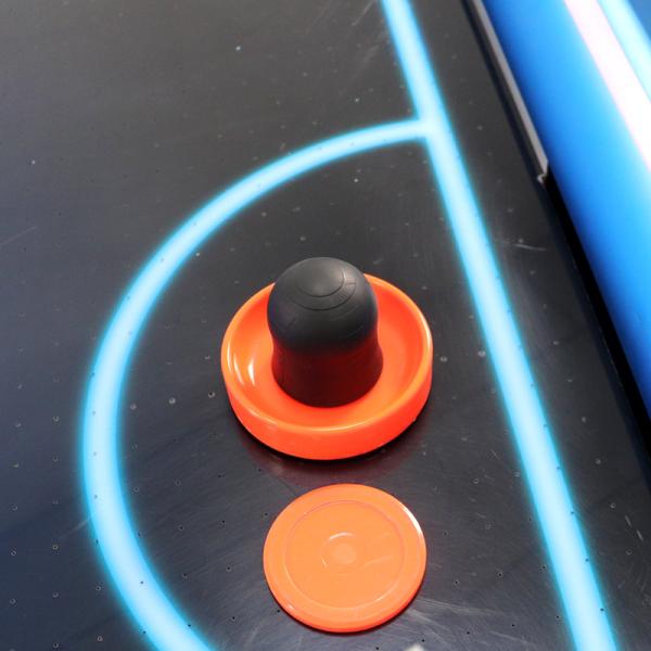 Машина аркады хоккея воздуха спорта детей классическая для программы конюшни курортов