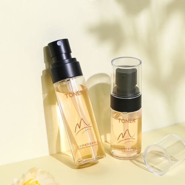 Double Wall Step PET Spray Bottle with Adjustable Nozzle and Non Spill Design for Cosmetic Packaging