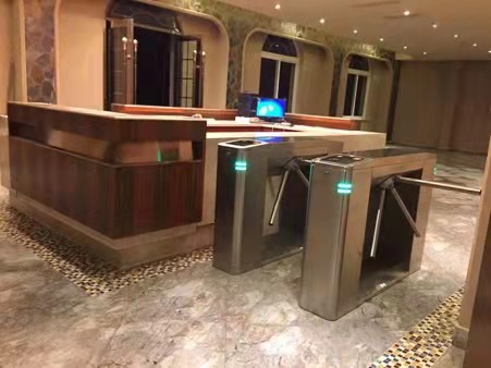 Интегрированная система контроля доступа безопасности с RFID полуавтоматическими тройничными воротами для контроля доступа - высокотехнологичные решения контроля доступа для максимальной безопасности и удобства