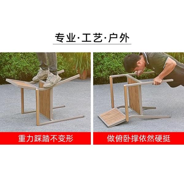 Table et chaises extérieures en polyvoix étanches