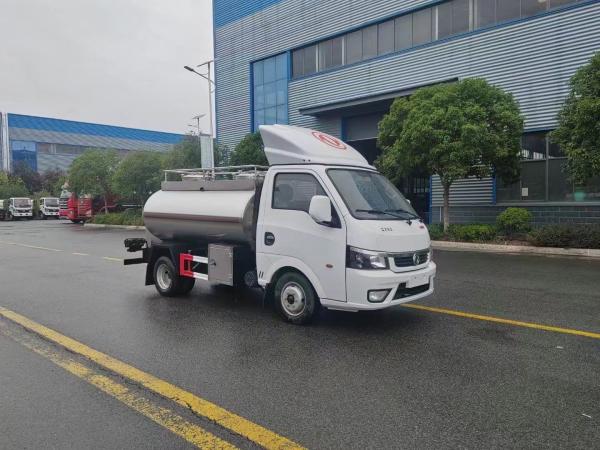 Dongfeng DFAC Food Grade Stainless Steel Tanker Truck 8000 Liter Milk Tank Truck