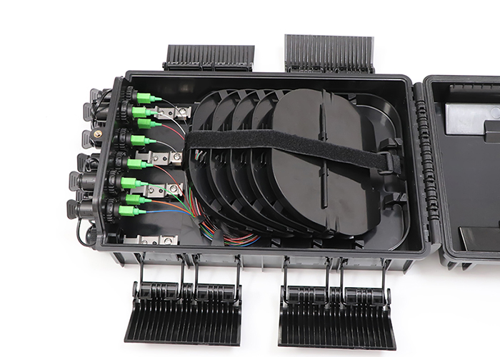 Коробка распределения Ftth коробки прекращения ВОРСИНЫ CTO (техни́ческий дире́оркт) оптически с Splitter PLC 1x8