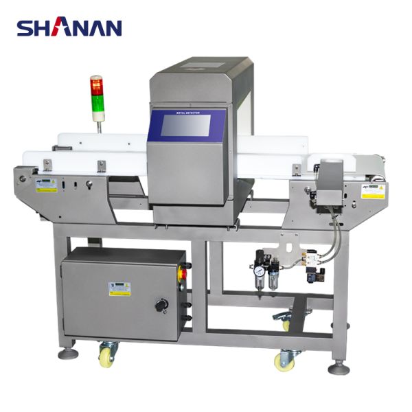 High Precision Conveyor Type Metal Detector Meat Candy Dessert Metal Detector Sensitivity Food Industry