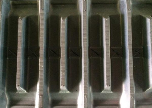 90mm Pitch Harvester Agricultural Rubber Tracks For Kubota DC70