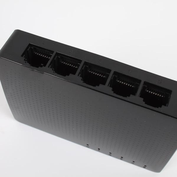 Customizable SG105M 5-Port Gigabit Ethernet Switch Full/Half Duplex Exchange 10Gbps Capacity Customizable