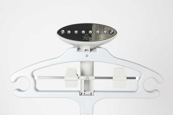 Single Flat Pole Commercial Garment Steamer Laundry Appliance Vertical Steam Iron