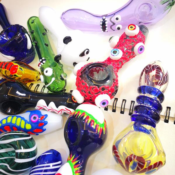 5Inch Funny Glass Hand Pipes Heady Tobacco Pipe 3D DrawingPyrex Glass Spoon Pipe Smoking