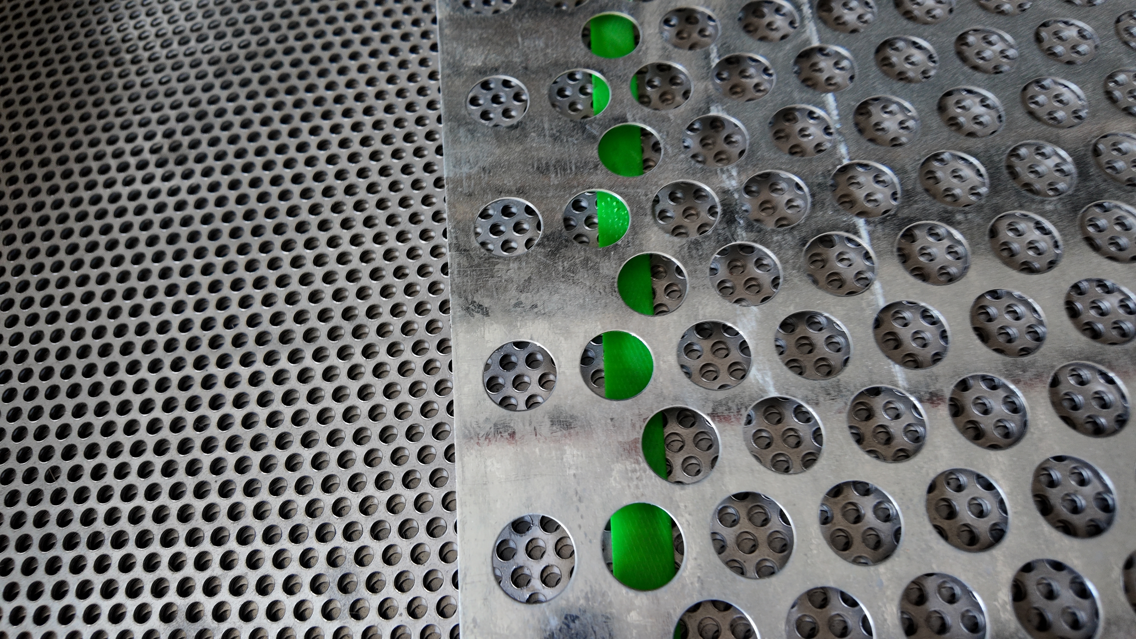 Round Hole Aluminum Perforated Metal Mesh Custom Size Wholesale