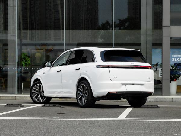 L7 2023 Ideal Carro Elétrico Air Extended Range Branco Pearl Paint SUV Médio Grande