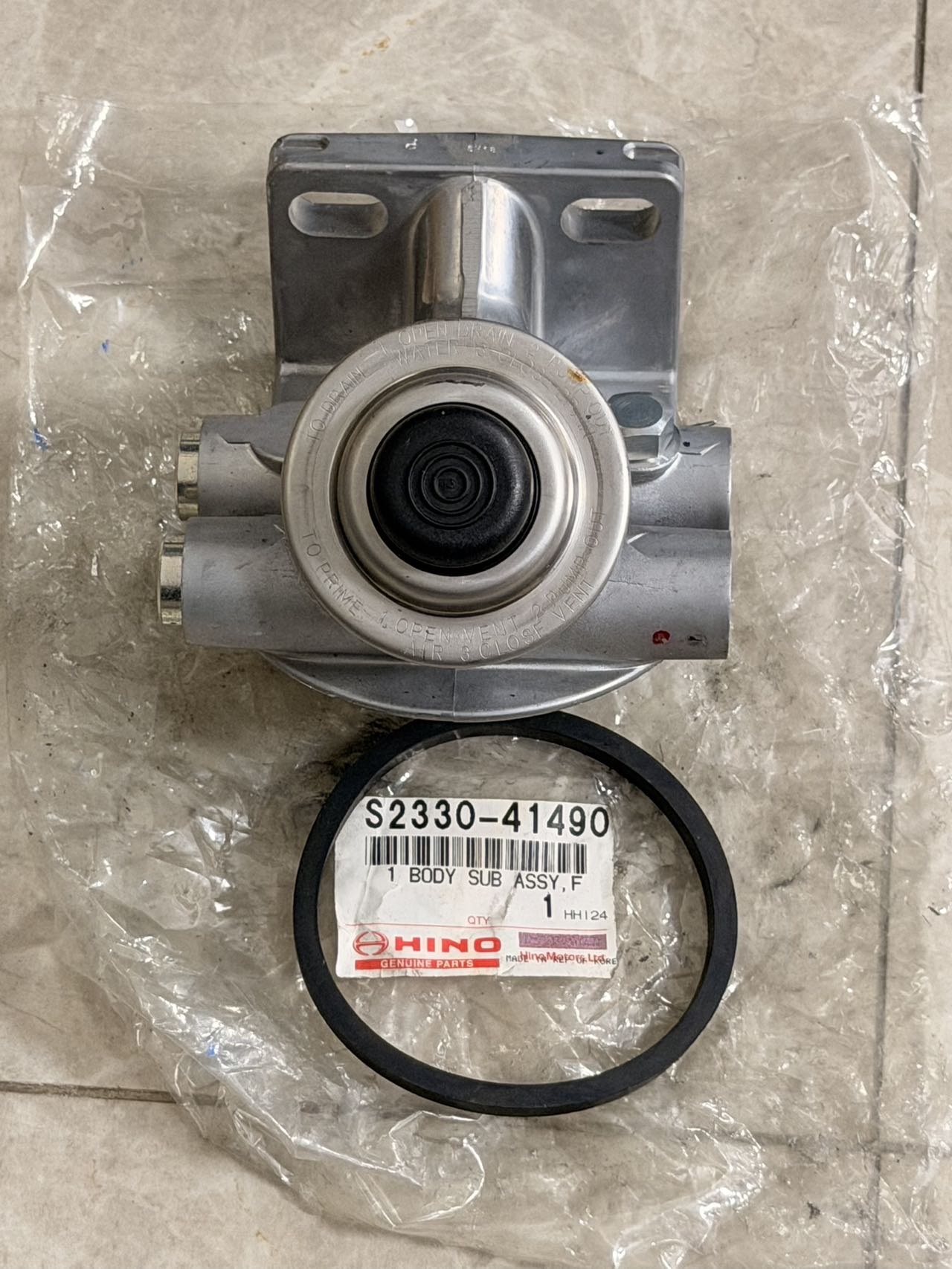 S2330-41490 Diesel filter cap FOR HINO J05E J08E